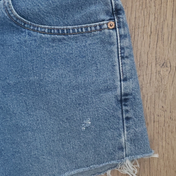 Vintage Levi's 505 Jean Short Cut Offs - Picture 3 of 10